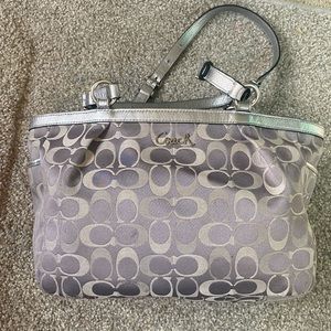 Coach tote bag classic signature monogram purse